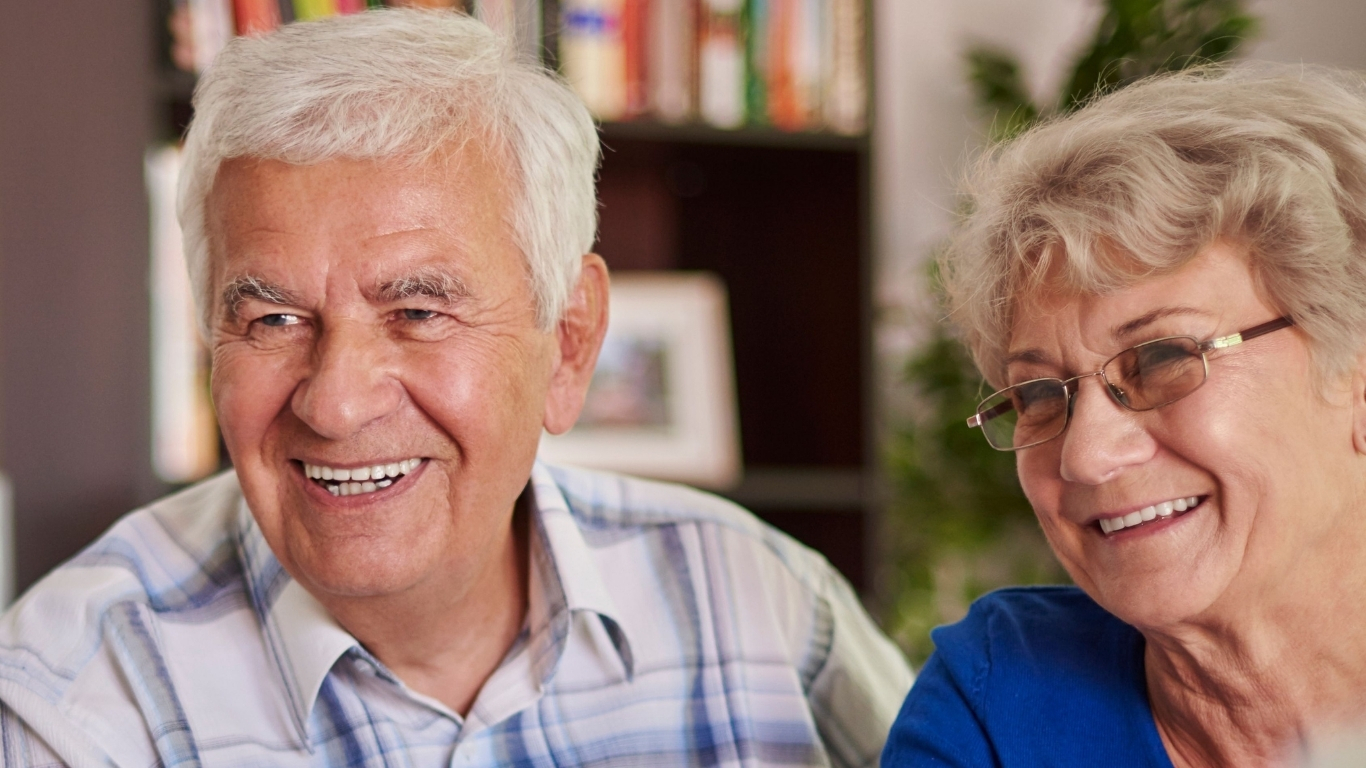 Teto do INSS sobe para R$ 8.475,55 em 2026 e impacta aposentadorias.